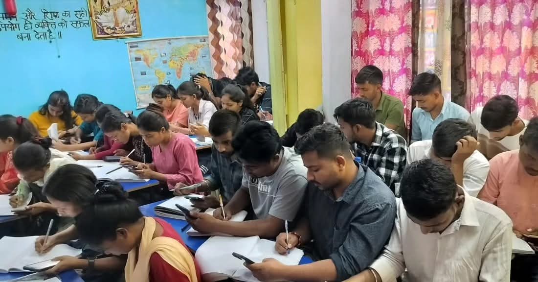 Students at Mishra Institute Ranchi